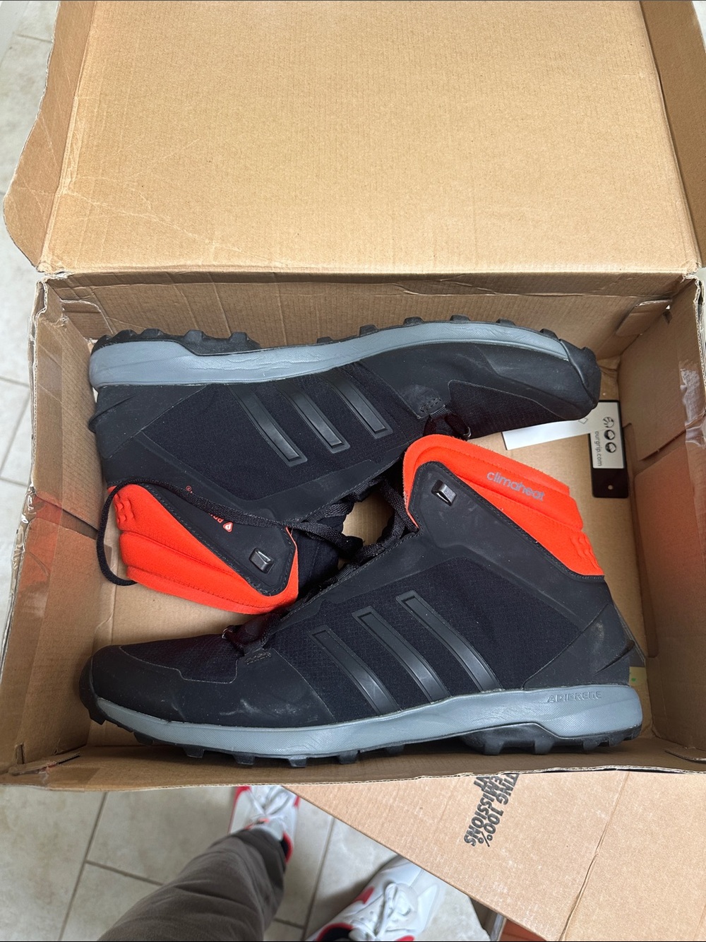 Adidas CH Fastshell Mid Boot 13